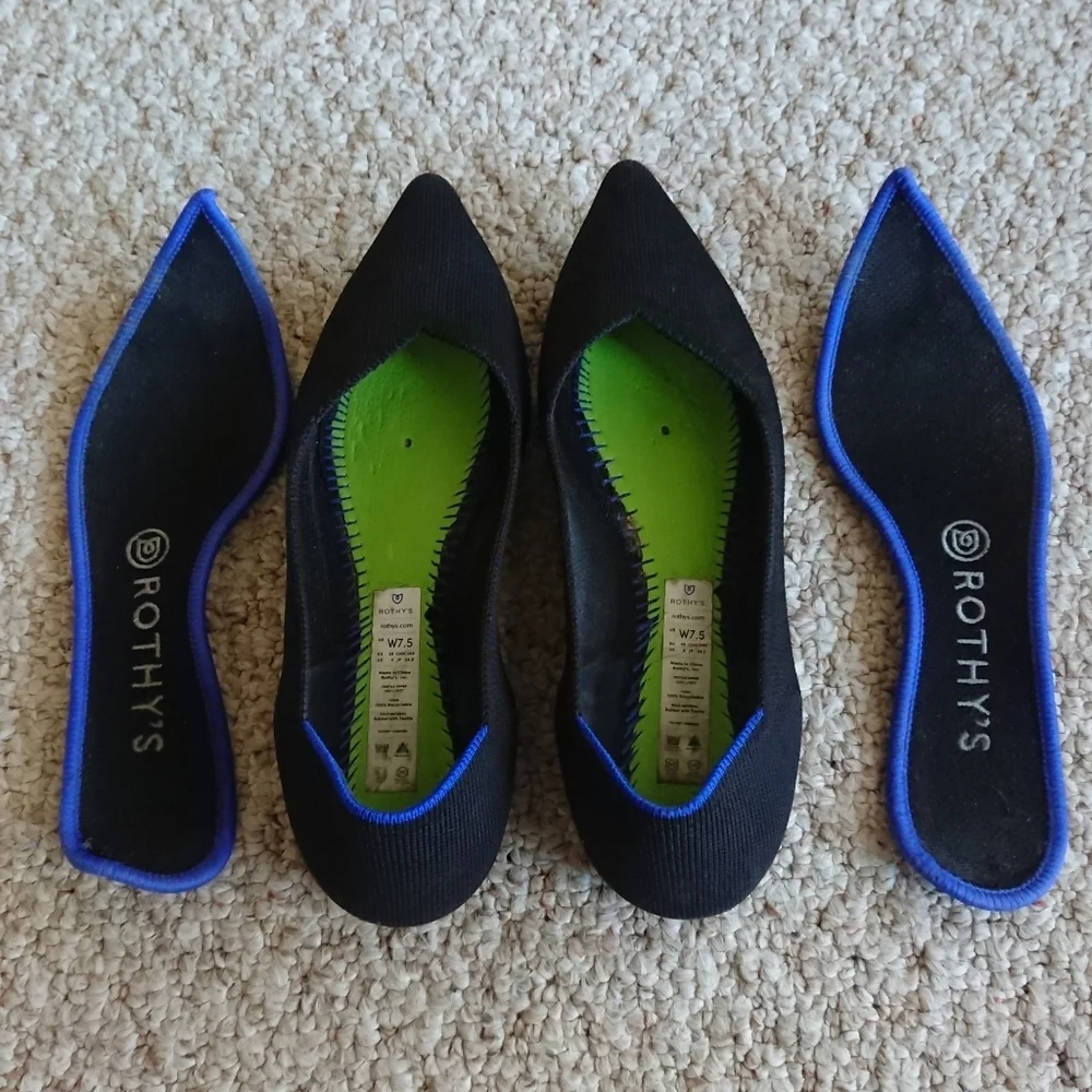 Rothy's the point Solid black flat size 7